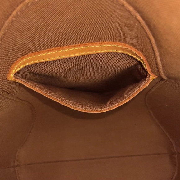 Louis Vuitton Ellipse Monogram PM Hand Bag with Dust bag & lock & key - Picture 14 of 14